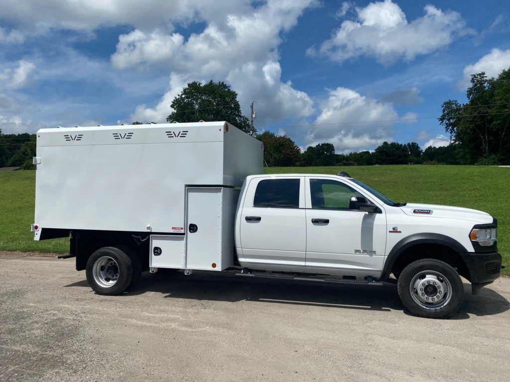 2020 Ram 5500 4x4 Crew Cab with Versalift Forestry 138-66 Chipper Body ...